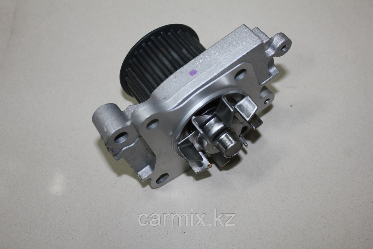 Помпа водяная MITSUBISHI CARISMA DA1A, DA2A
