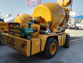 Мобильные бетоносмесительные установки и заводы (БСУ)