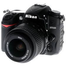 Фотоаппарат Nikon D7000 kit 18-55mm + Батарейный блок