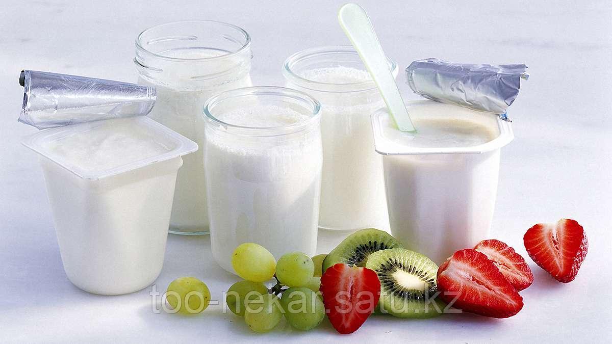 Йогурт в стакане пластмассовом