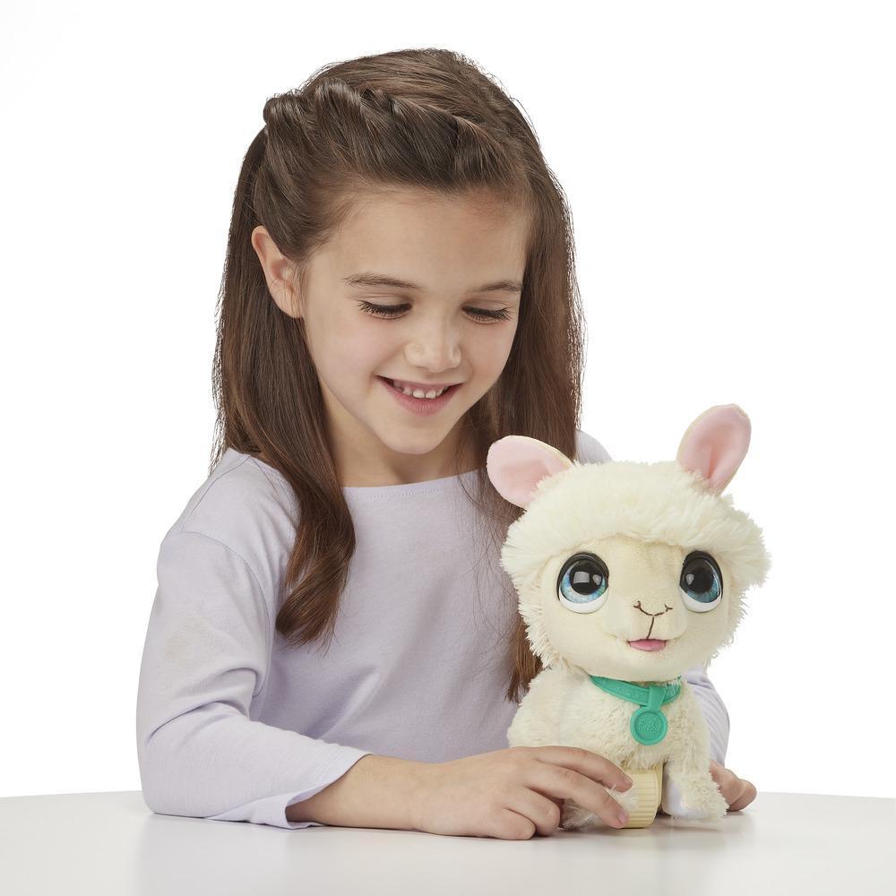 Игрушка FurReal Friends большой Вагс Лама на поводке