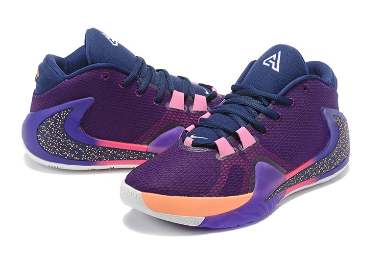 Баскетбольные кроссовки Nike Zoom Freak 1 "Violet" from Giannis Adetokunbo - фото 2 - id-p71259888