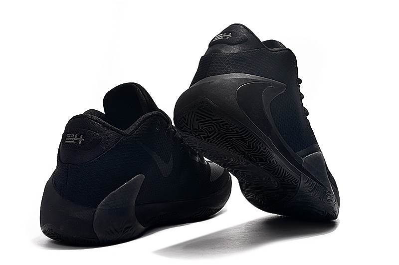 Баскетбольные кроссовки Nike Zoom Freak 1 "All Black" from Giannis Adetokunbo - фото 3 - id-p71260007