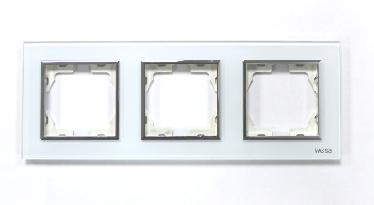 FBPJ-49 Тройная постовая рамка стекляшка белая - фото 1 - id-p67700682