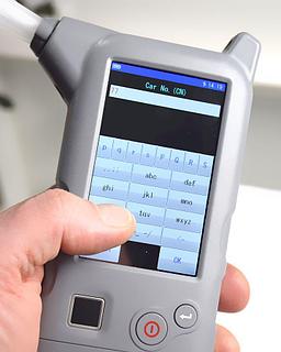 Орыс жігіті түкті қынапты жалайды