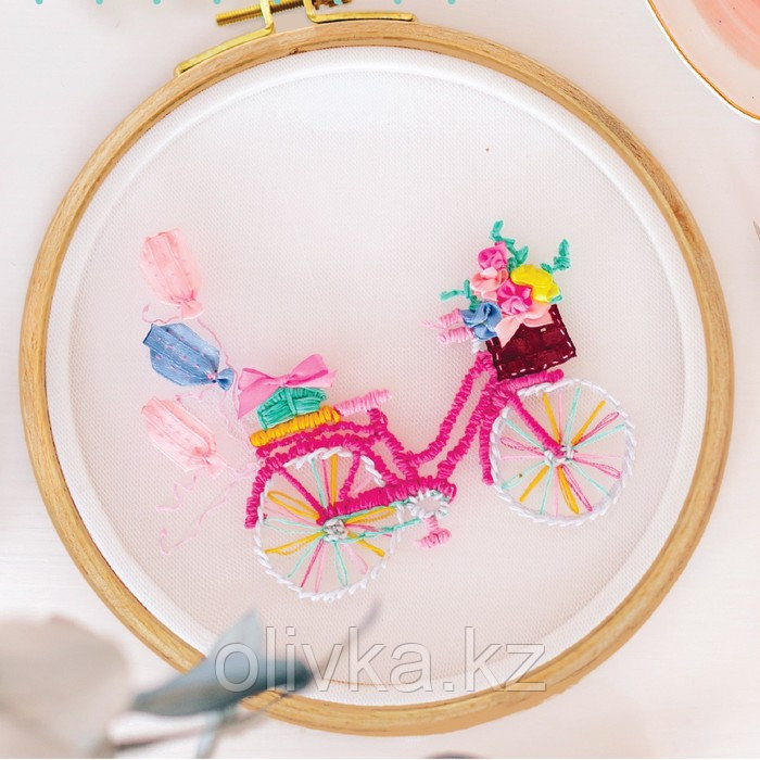 Вышивка на пяльцах «Розовый велосипед». Набор для творчества