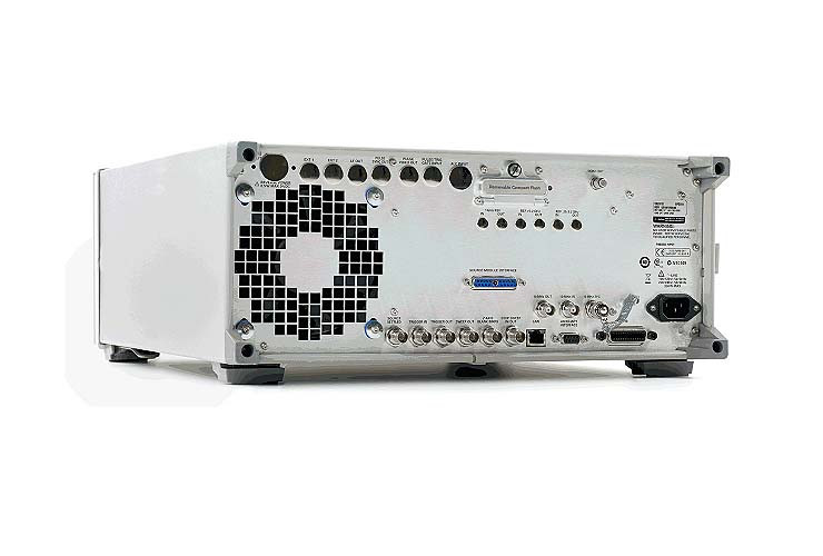 E8663D - Аналоговый генератор ВЧ сигналов PSG - фото 3 - id-p71496826