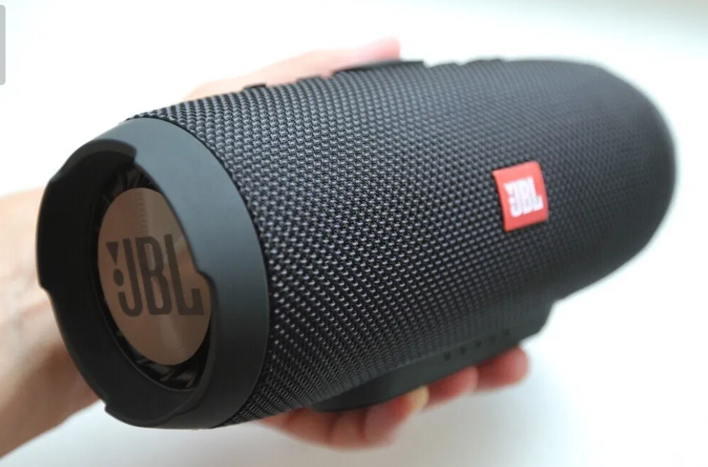 Портативная Bluetooth колонка JBL Charge 3 Plus