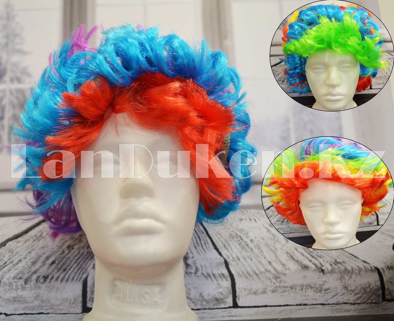 Парик для клоуна цветной карнавальный в ассортименте (разноцветный объемный парик) - фото 1 - id-p71987264