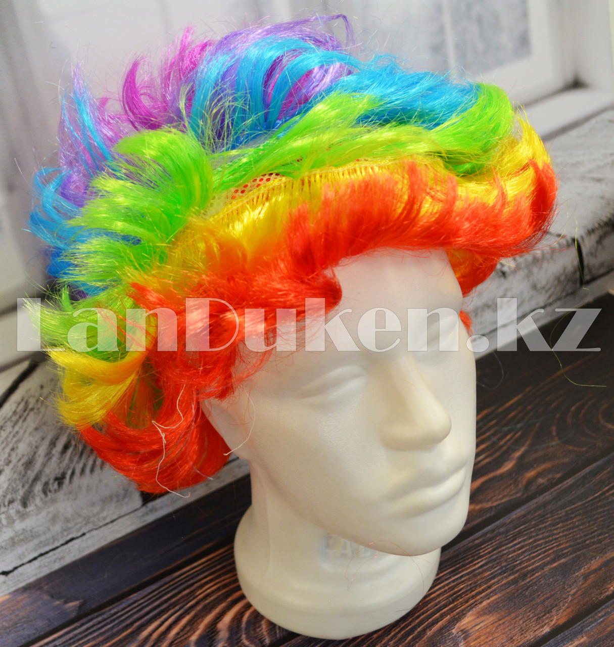 Парик для клоуна цветной карнавальный в ассортименте (разноцветный объемный парик) - фото 6 - id-p71987264