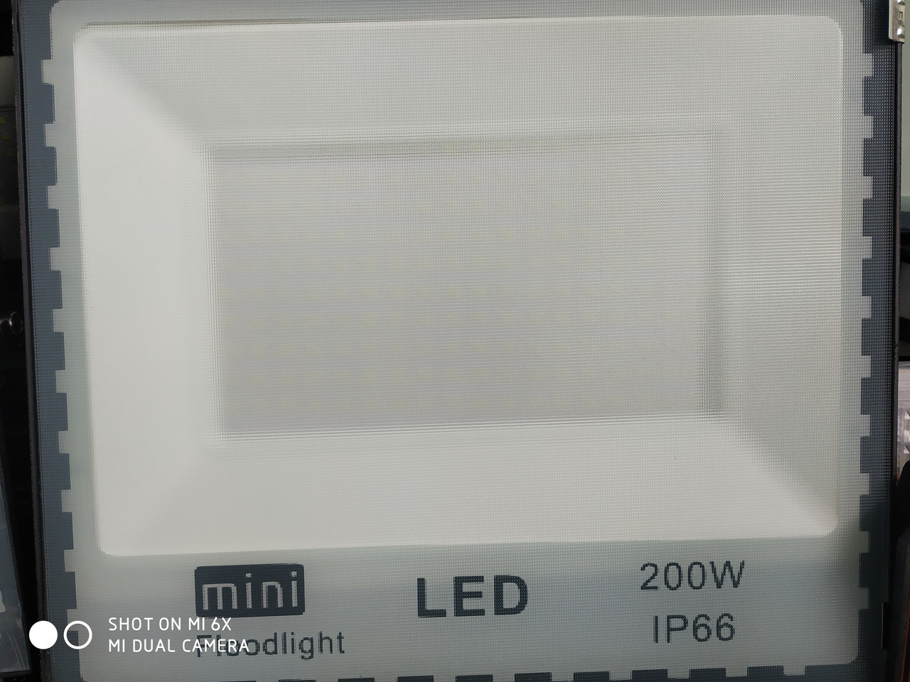 Прожектор LED mini Floodiight 200W IP66