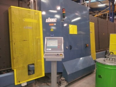 Комплект оборудования Стеклопакетная линия 2000 х 2500 газ пресс робот Lisec-2006 год - фото 1 - id-p6996372