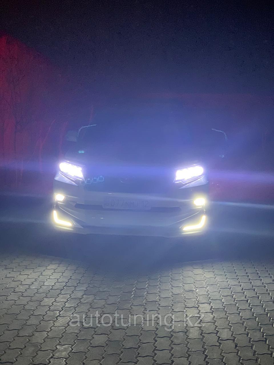 Альтернативная оптика в стиле Bugatti Chiron на Toyota Land Cruiser 2018+ - фото 3 - id-p72568480