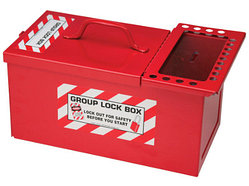 Групповой бокс с прозрачным окном