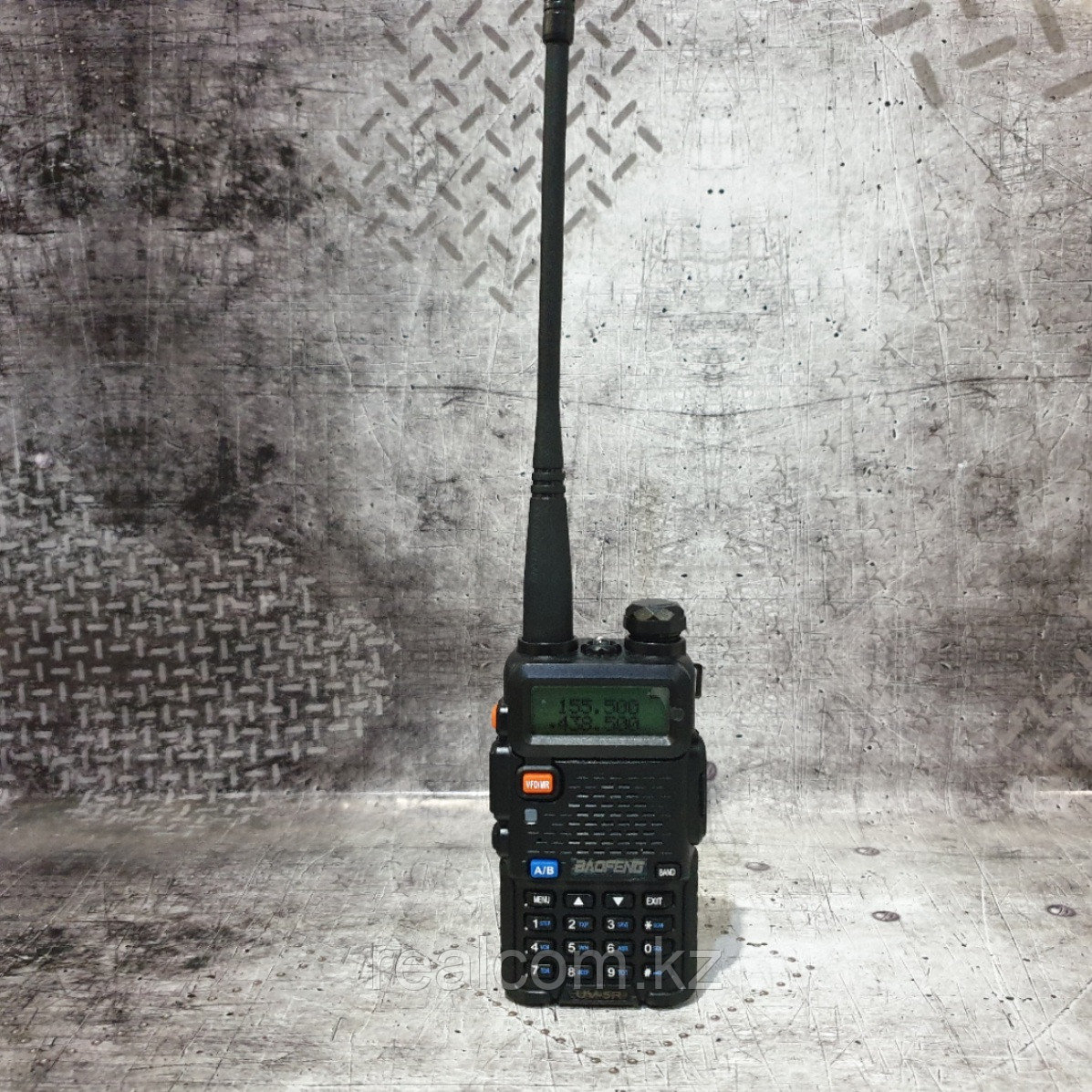 Радиостанция носимая Baofeng UV-5R