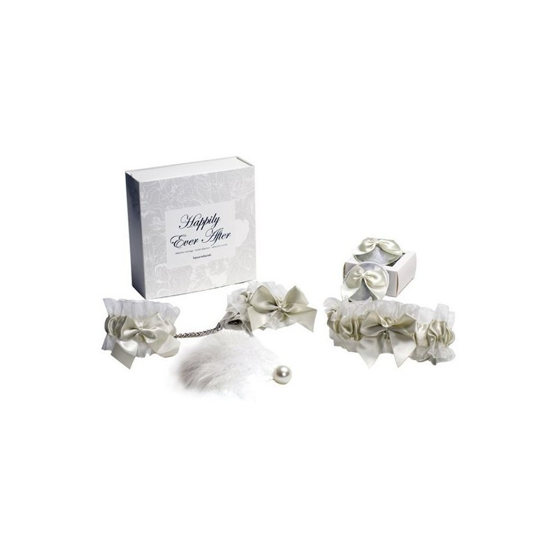 Набор "Indiscrets" 2 (подвязка, наручники, украшение на грудь, кисточка), фото 1