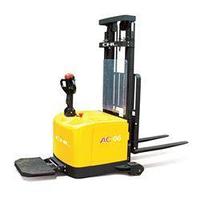 САМОХОДНЫЙ ШТАБЕЛЕР CHL CDD06-970