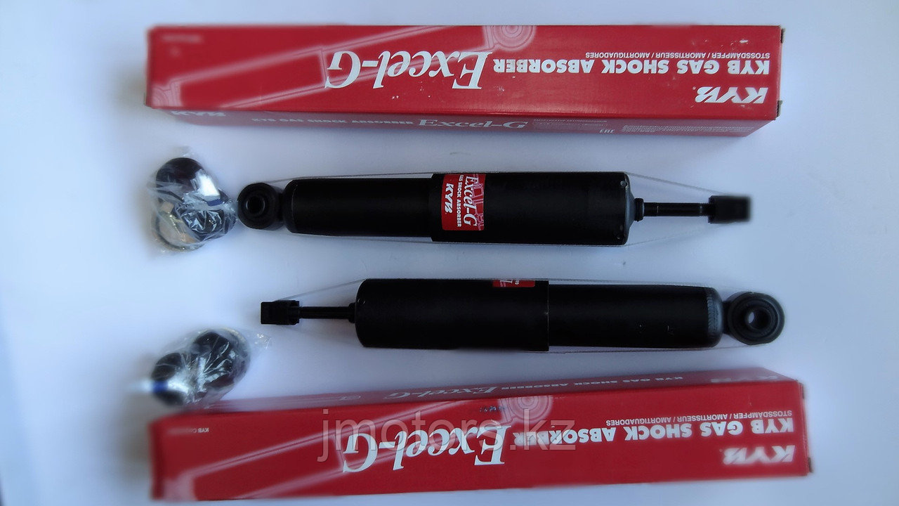 Амортизаторы передние KYB Gas-a-Just для Mitsubishi Pajero Delica MR519073