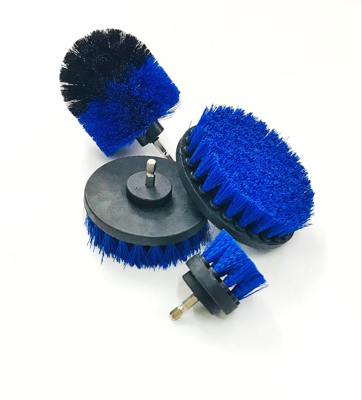 Щетка на дрель (шуруповерт) для чистки текстиля, синяя от Chemical Guys - фото 1 - id-p73014962