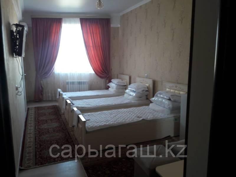 Сексуалдық құл орыс бейне Үлкен кеуде және киска бар жалаңаш қыз