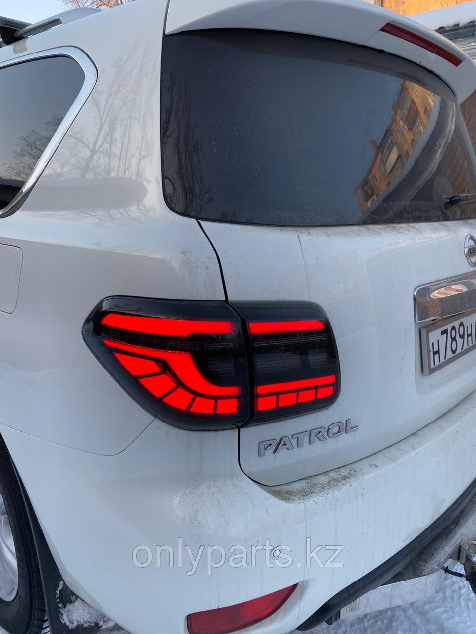 Задние фонари ( Тюнинг комплект ) на Nissan Patrol Y62 2010-2019