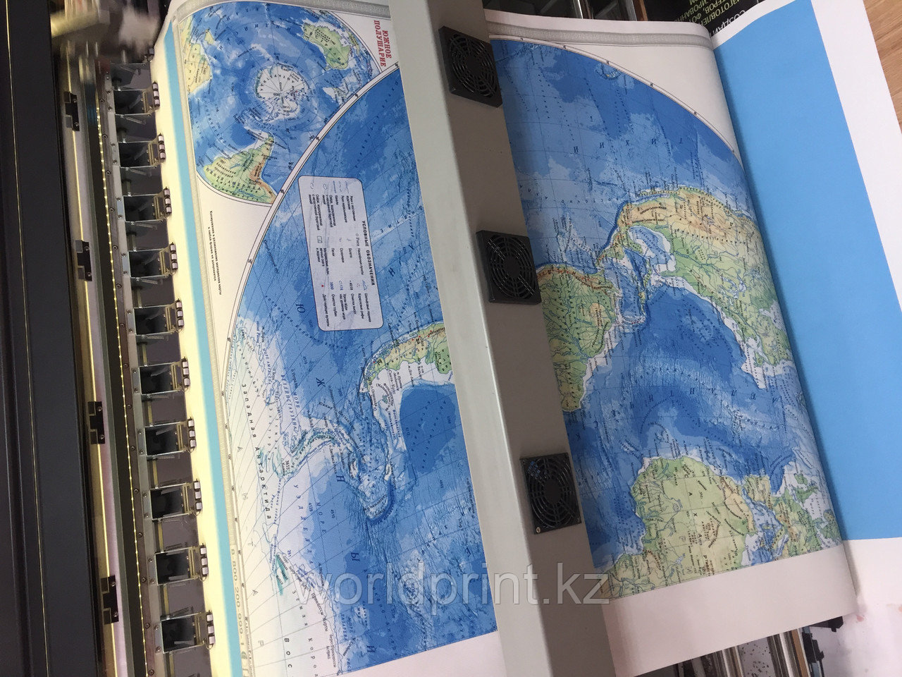 Печать на обоях карта мира - фото 1 - id-p73125733