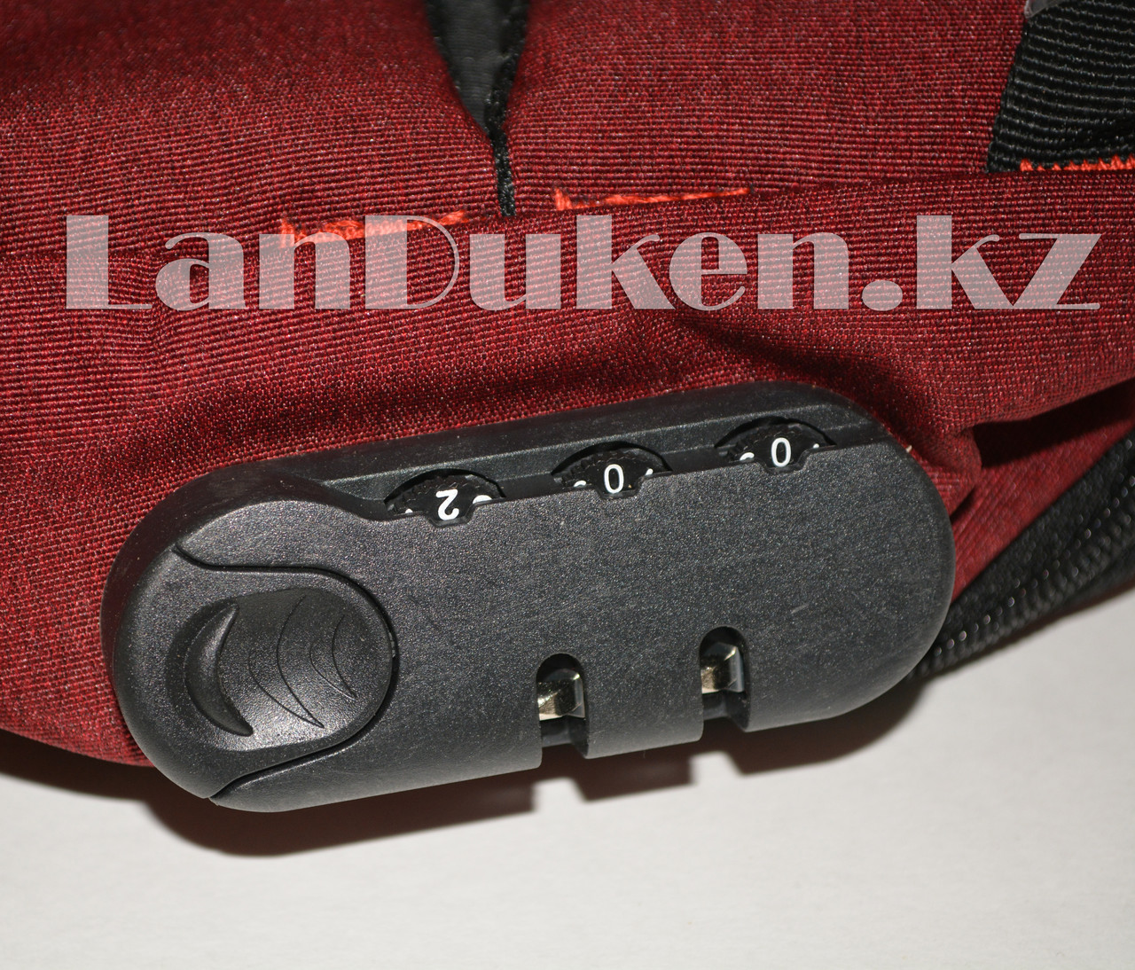 Городской рюкзак антивор с кодовым замком AUX и USB выходом со светоотражающими полосами темно красный (6709) - фото 5 - id-p73469315