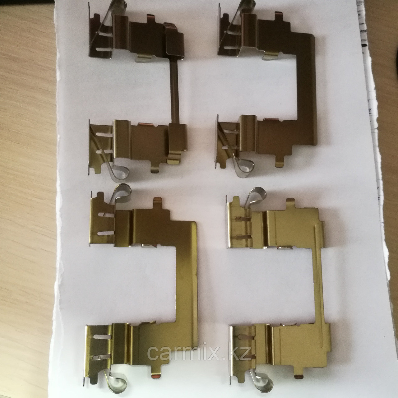 Крепление передних тормозных колодок RX350 GSU35, RX330 MCU38