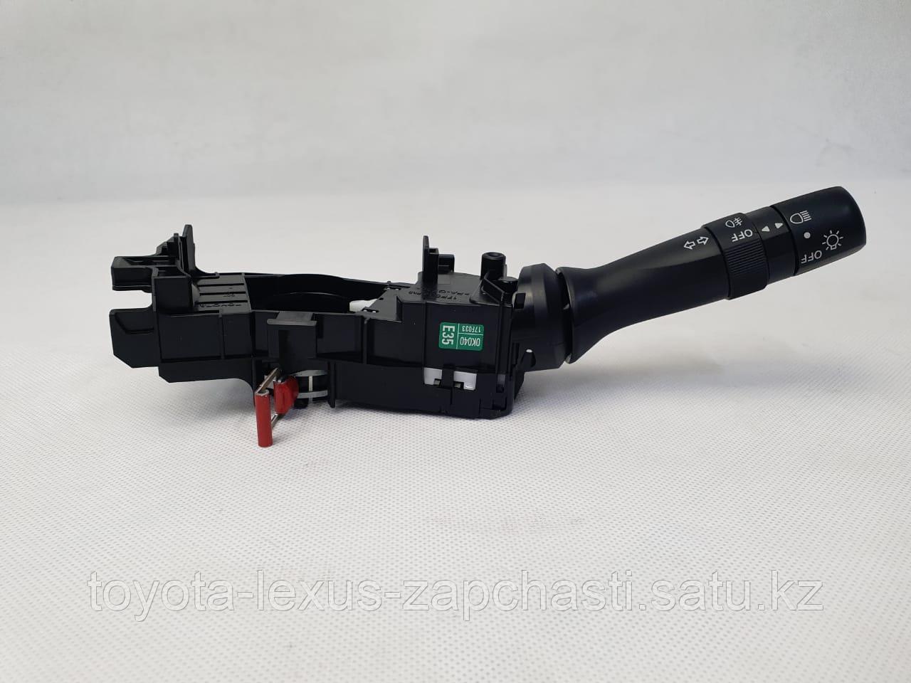 Переключатель поворотов Toyota Hilux