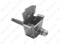 Кронштейн передней оси задней рессоры (левый/правый)