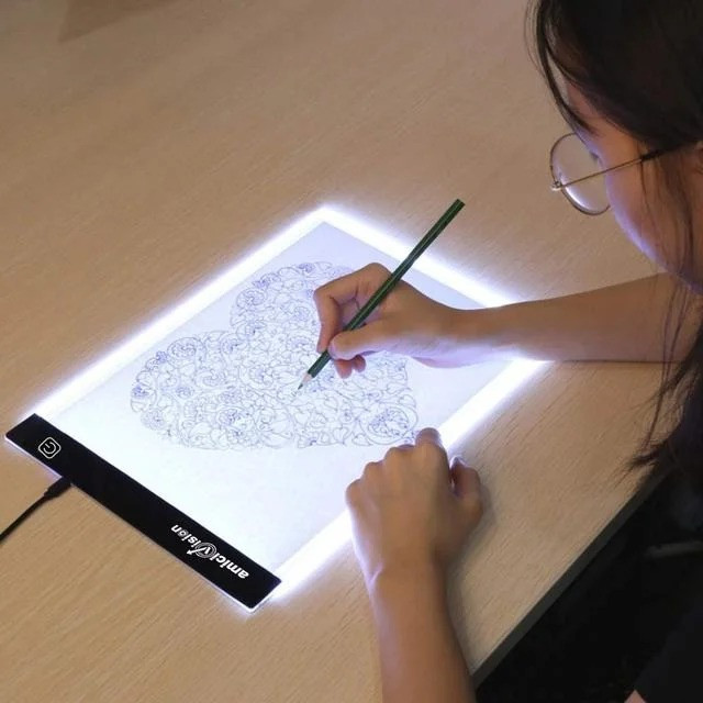 Световой планшет с LED-подсветкой для рисования и копирования