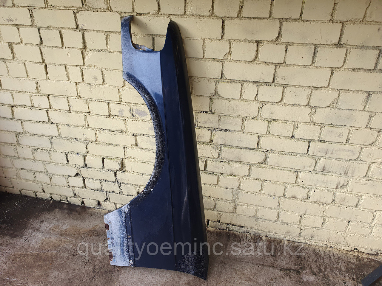 37-1356898 - Крыло переднее левое Mercedes S-CLASS (W126)