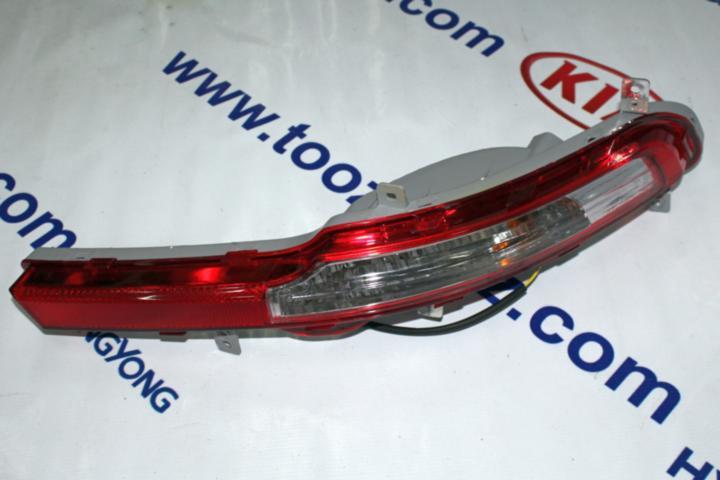 Фонарь задний правый (в бампер) c лампой (узкий больше белого) Kia Sportage III 2010-
