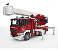 Bruder Игрушечная Пожарная машина Scania выдвижной лестницей и помпой (Брудер), фото 2