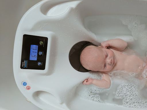 Baby Patent Детская ванночка с электронными весами и термометром Aqua Scale