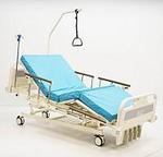 Пятифункциональная медицинская кровать с механическими регулировками, с помощью при вставании. ЛЕГО-М5