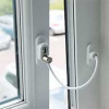 Детский замок - ограничитель окна с тросиком Cable Lock