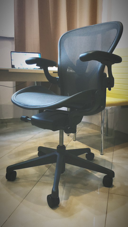 Офисное кресло Herman Miller Aeron - фото 1 - id-p74228208