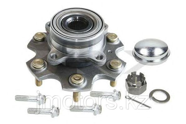 Ступичный узел Mitsubishi Pajero Montero передний MR594954