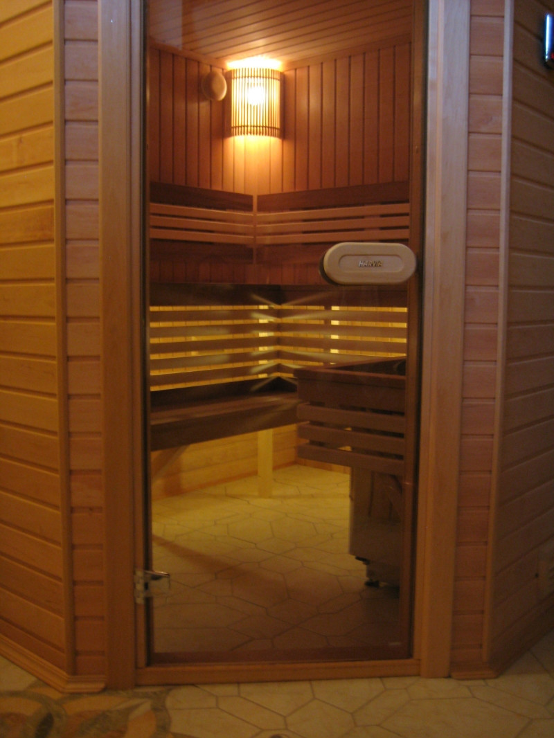 Дверь для сауны Harvia STG 7х19 (Короб-сосна, Стекло-бронза, Ручка-защёлка) - фото 5 - id-p74358171