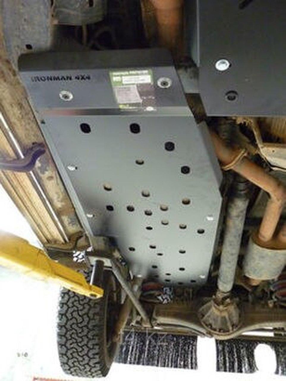 Toyota Land Cruiser 200 2007-2020 защита бака - IRONMAN 4X4
