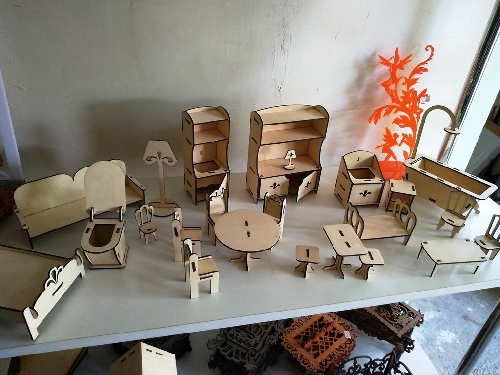 Кукольная ЭКО мебель для маленьких кукол (28 предметов) - фото 1 - id-p74482617