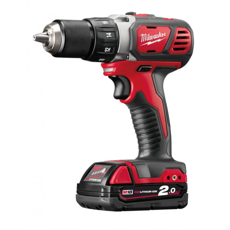 Аккумуляторная дрель-шуруповерт Milwaukee M18 BDD-202C