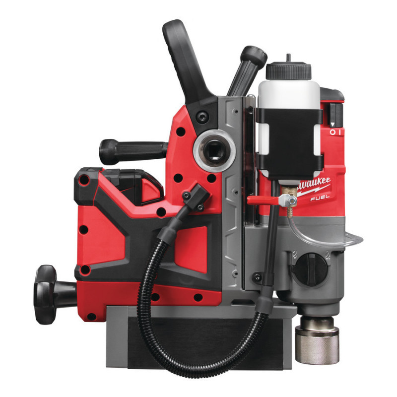 Аккумуляторная дрель на магнитной станине Milwaukee M18 FUEL FMDP-0C 4933451636