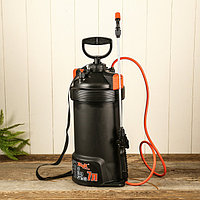 Опрыскиватель помповый 7 л, «Жук»