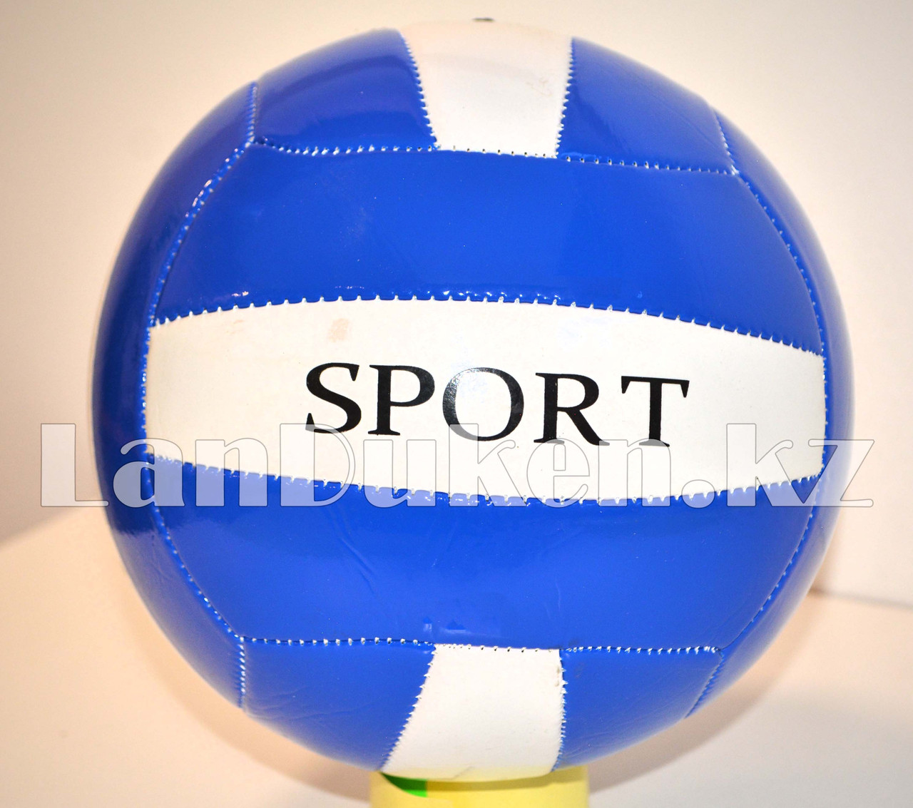 Мяч волейбольный окружность 66.5 см в ассортименте - фото 4 - id-p75124034