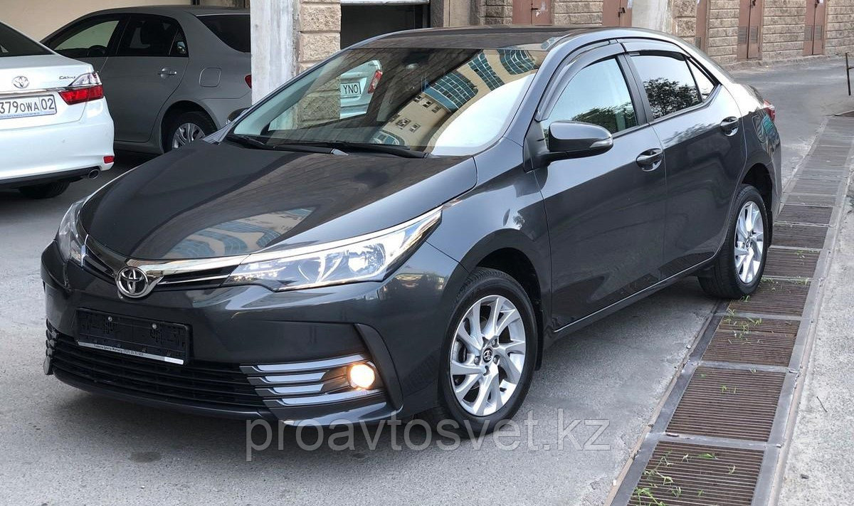 Стёкла фар на TOYOTA COROLLA Ксенон (2016 - 2019 Г.В.) - фото 2 - id-p65971515