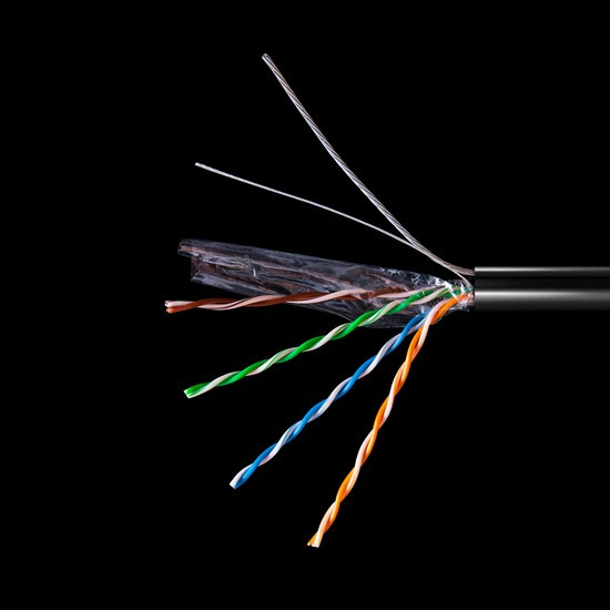 Cable сетевой, SHIP, D225-P,Cat.5e,UTP,4x2x1/0.51мм,РЕ,(Для внеш прокладки со стал-м тросом) - фото 1 - id-p63386567
