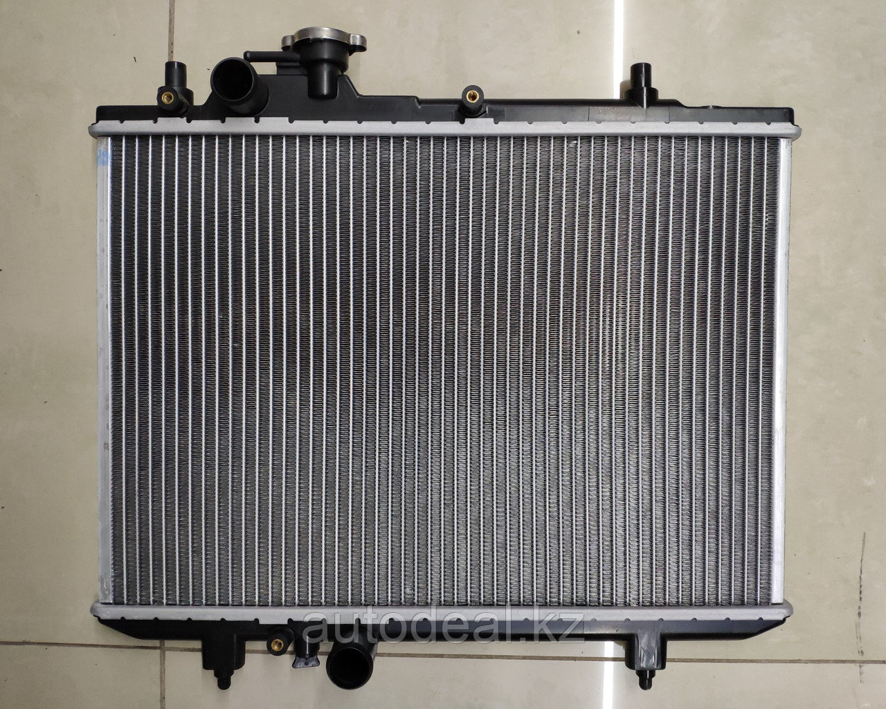 Радиатор охлаждения основной Lifan Smily / Main сooling radiator aluminium