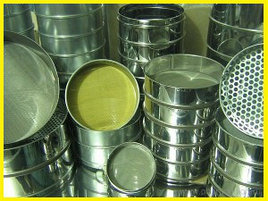 Шаршы ұяшығы бар КСИ құмы мен қиыршықтасына арналған електер жинағы (9 елеуіш) салыстырып тексерумен